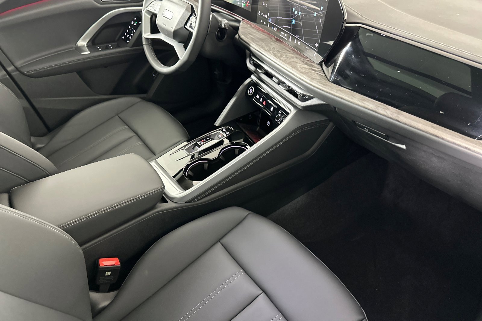 New 2025 Audi Q5 Premium Plus image 15