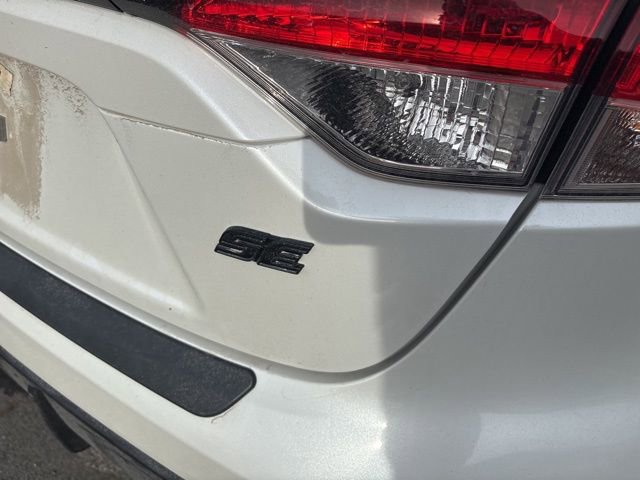 Used 2023 Toyota Corolla SE w/ SE Premium Package image 10