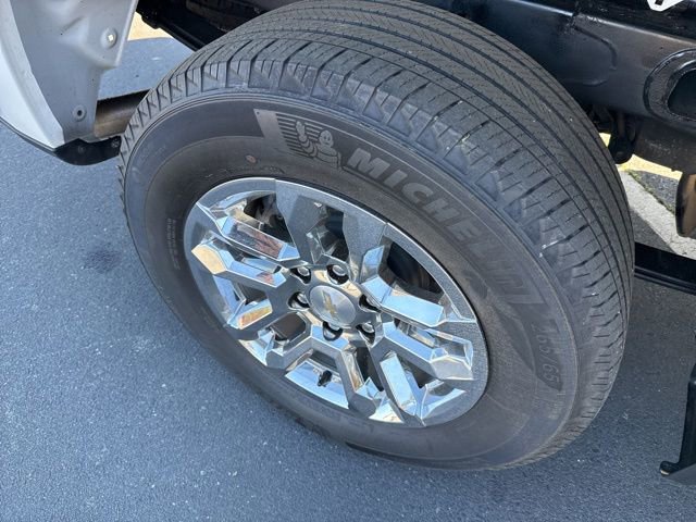 Used 2023 Chevrolet Silverado 1500 LT image 16