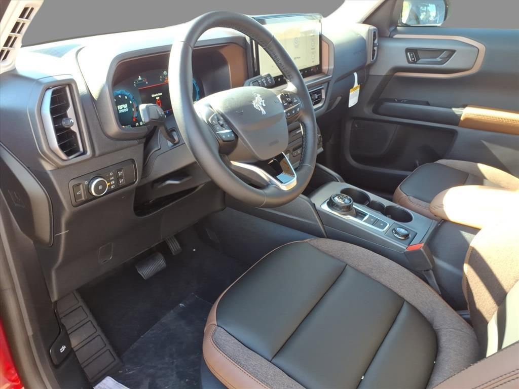 New 2025 Ford Bronco Sport Outer Banks image 5