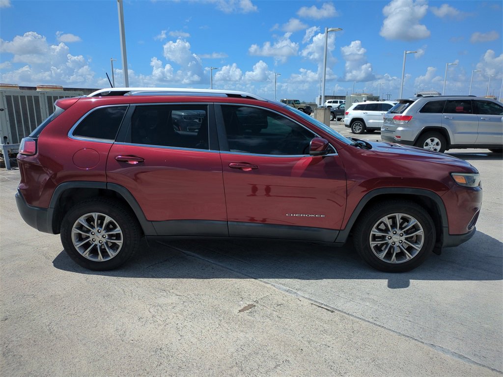 Used 2020 Jeep Cherokee Latitude Plus image 4