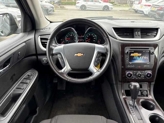 Used 2016 Chevrolet Traverse LT w/ Traveler's Package image 32