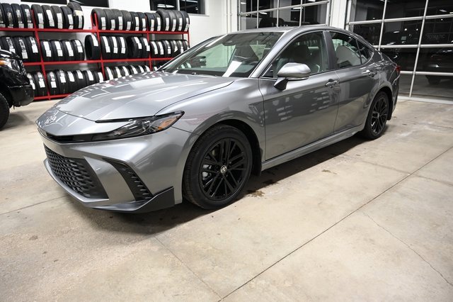 New 2026 Toyota Camry SE image 8