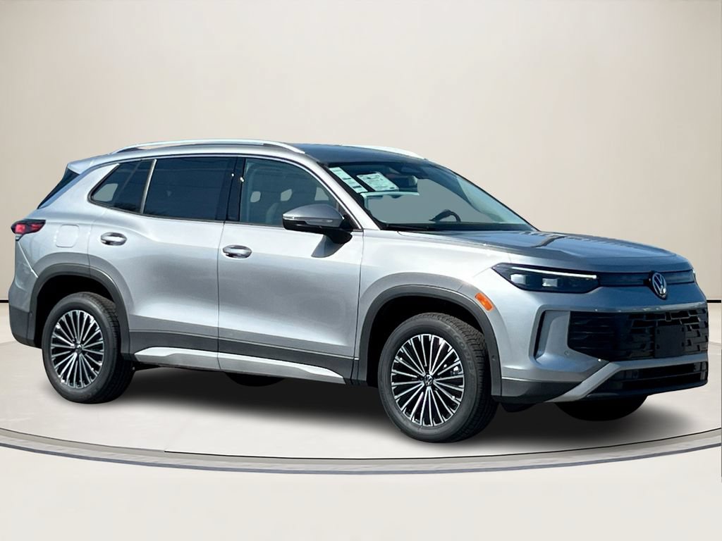 New 2026 Volkswagen Tiguan S AWD/4WD image 1