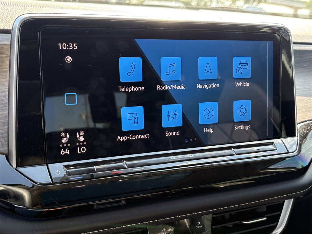 Used 2024 Volkswagen Atlas SEL Premium R-Line image 19