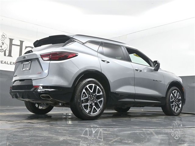 Used 2025 Chevrolet Blazer RS image 32