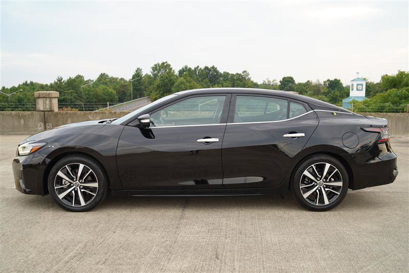 Used 2021 Nissan Maxima 3.5 SV w/ Floor Mat Group FWD image 3