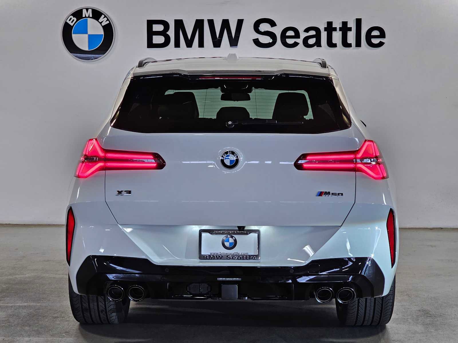 Used 2025 BMW X3 M50 w/ Premium Package image 5