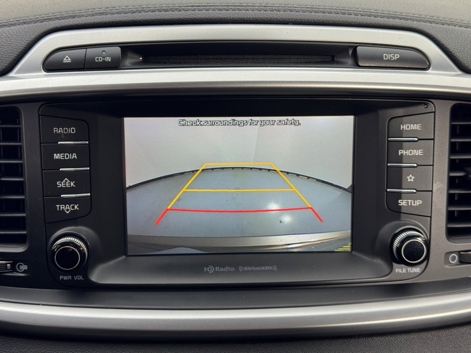 Used 2019 Kia Sorento LX w/ LX Convenience Package image 25