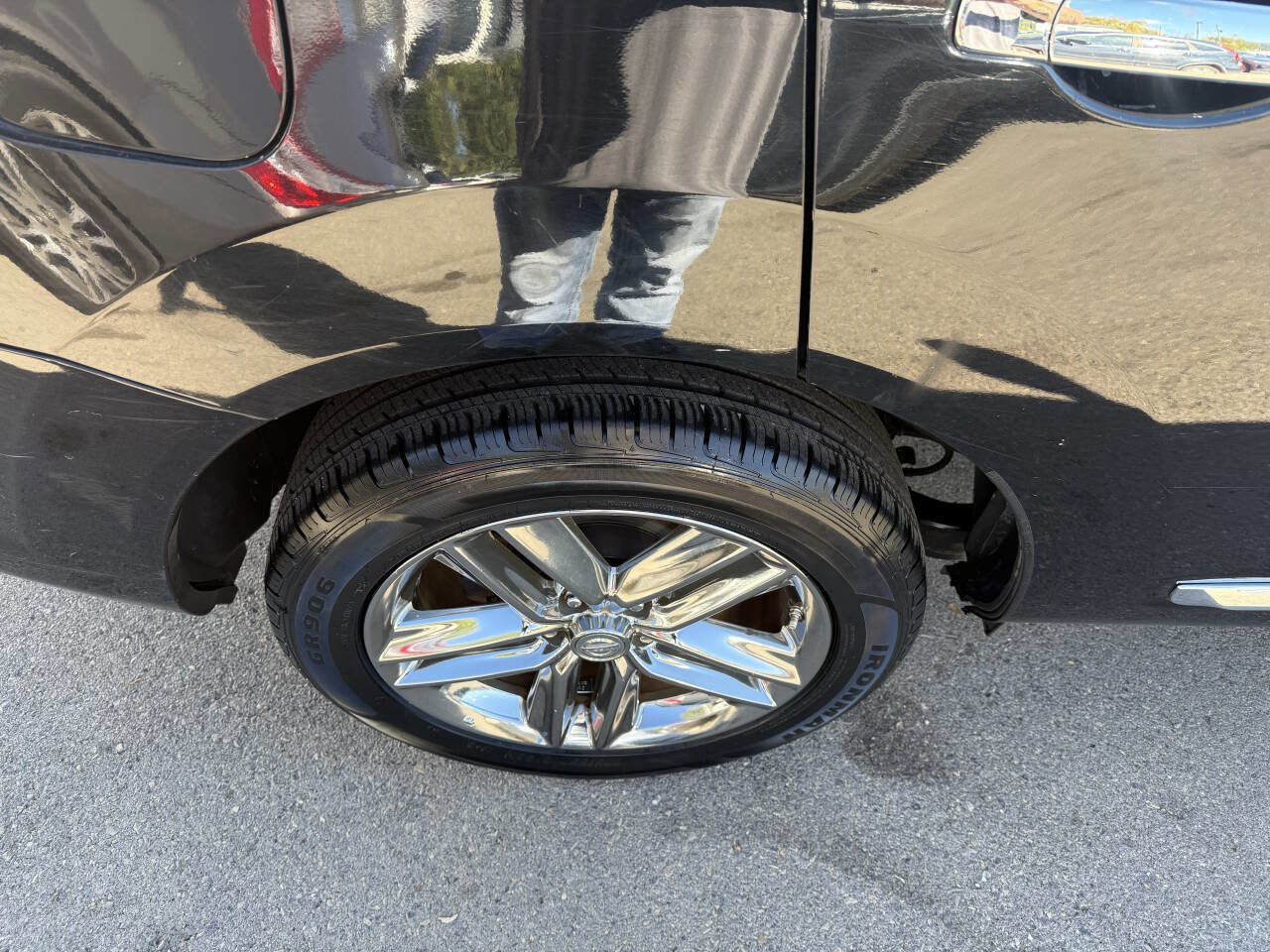 Used 2011 Nissan Rogue S Krom Edition image 13