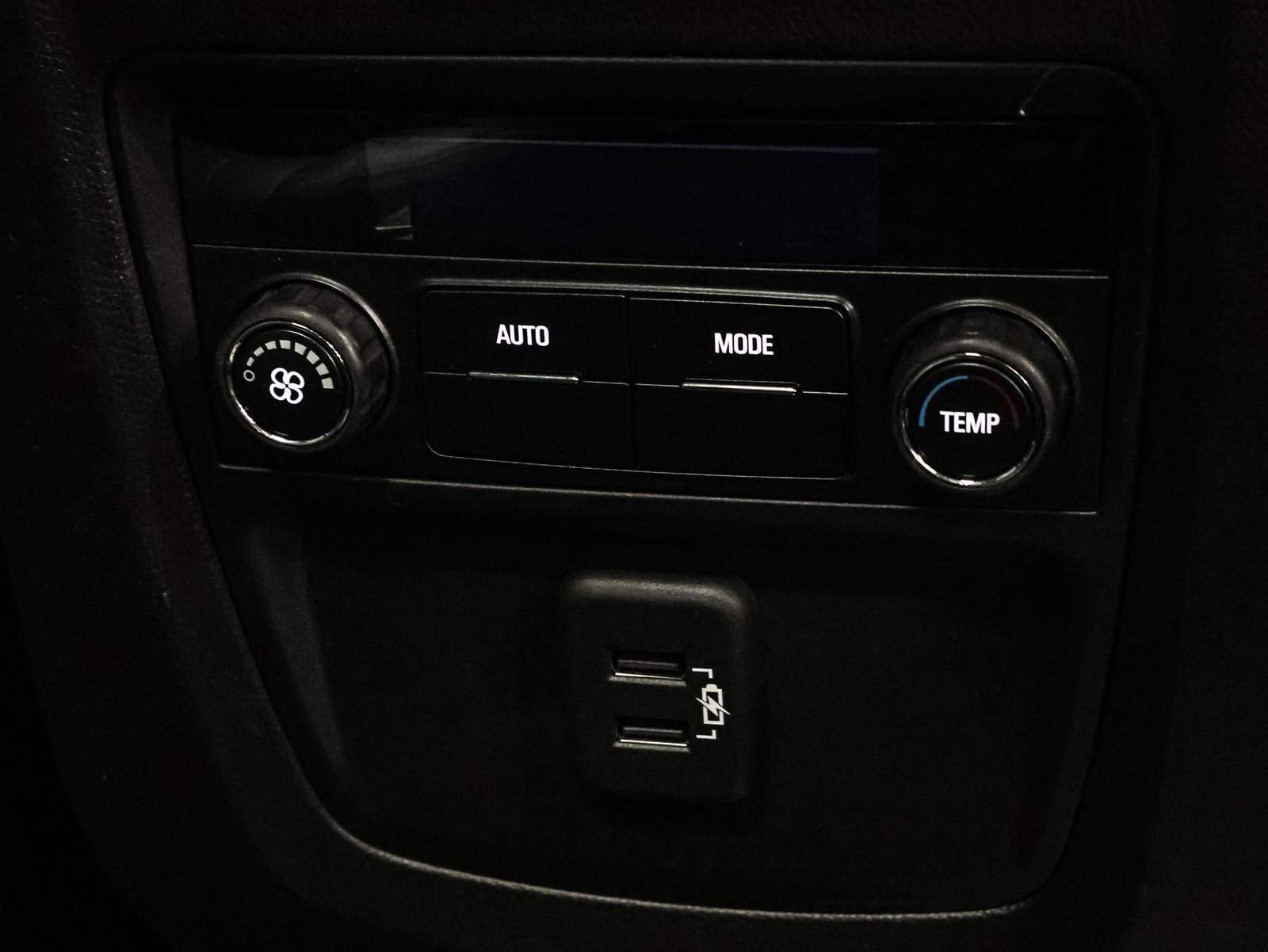 Used 2020 Buick Enclave Essence AWD/4WD image 27