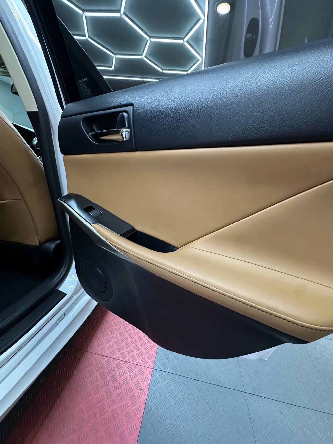 Used 2014 Lexus IS 250 w/ Premium Package image 29