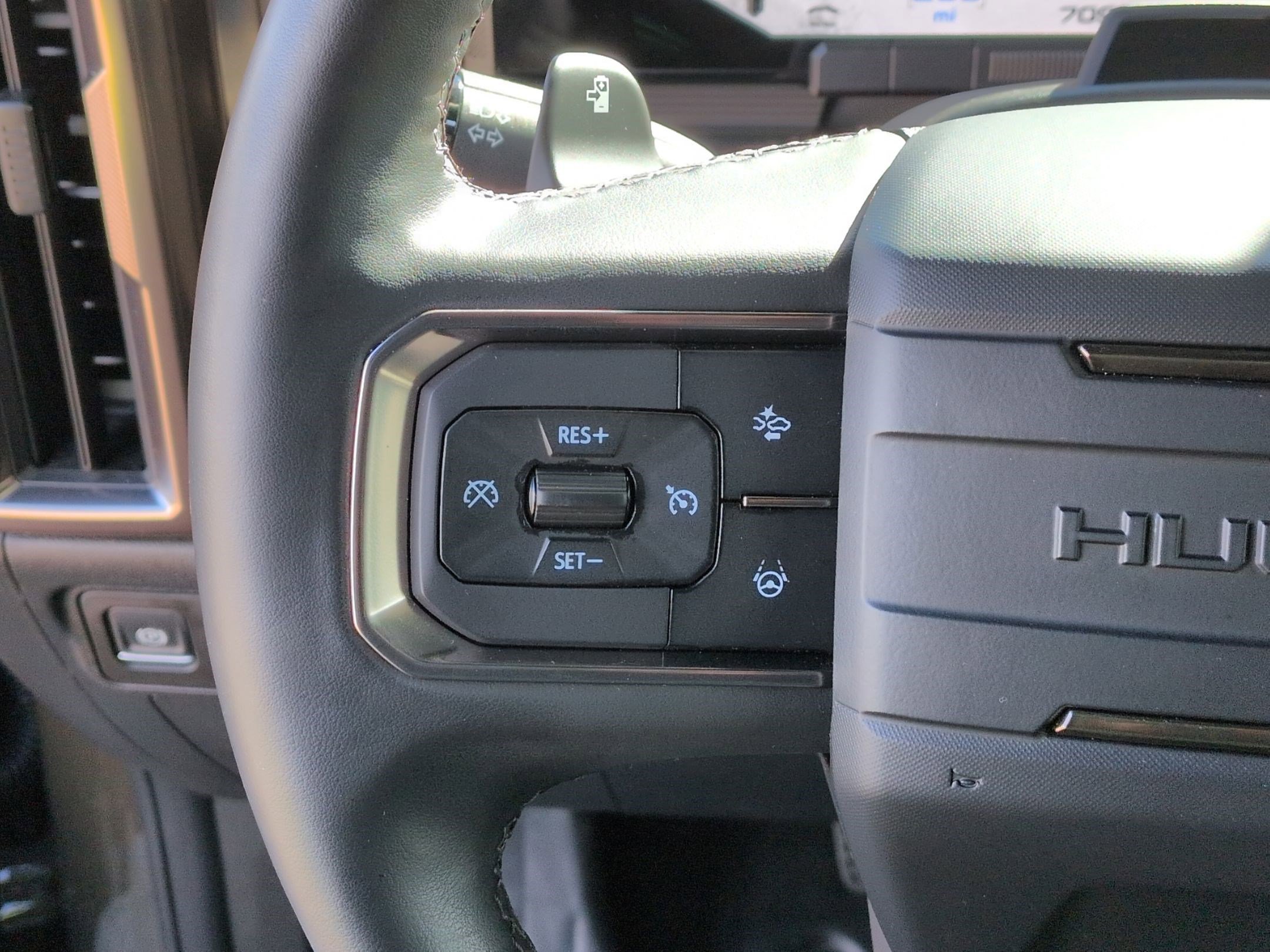 Used 2024 GMC Hummer EV 2X w/ Extreme Off-Road Package image 19