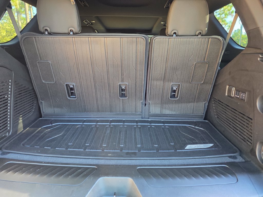 Used 2026 GMC Yukon Elevation w/ Elevation Premium Package RWD image 22