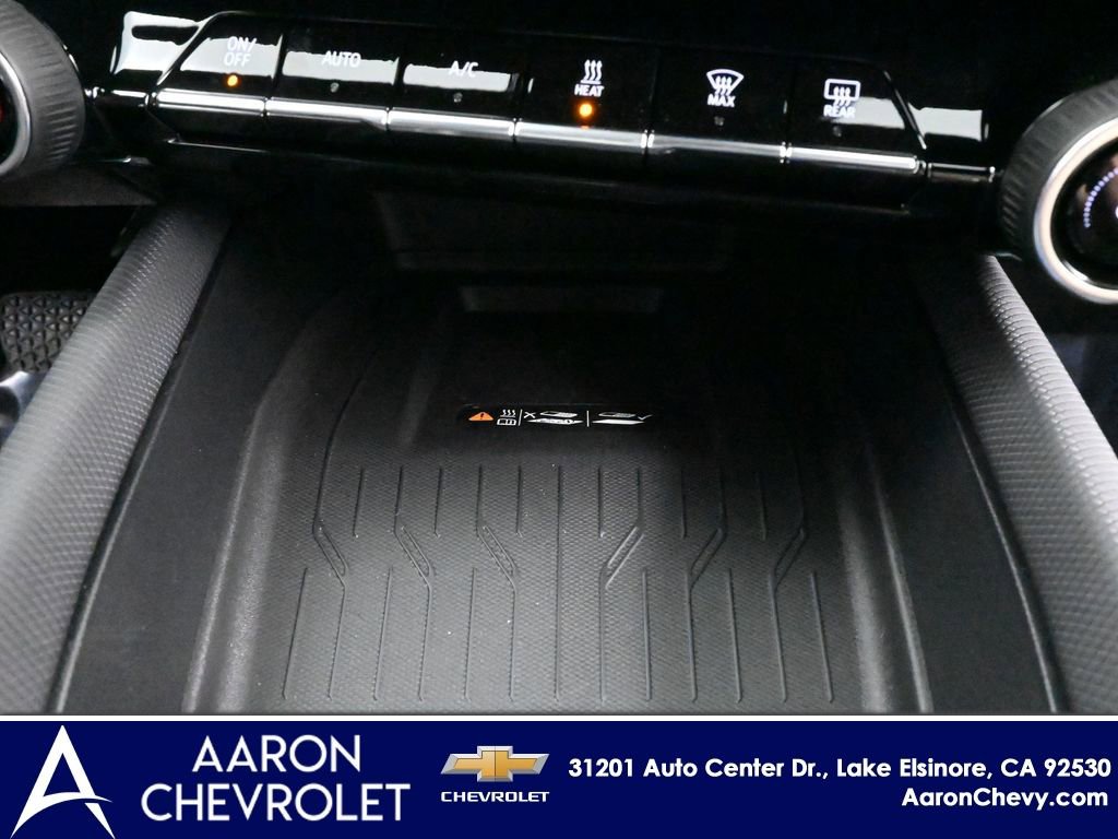 New 2026 Chevrolet Equinox EV LT w/ LPO, Blackout Package image 26