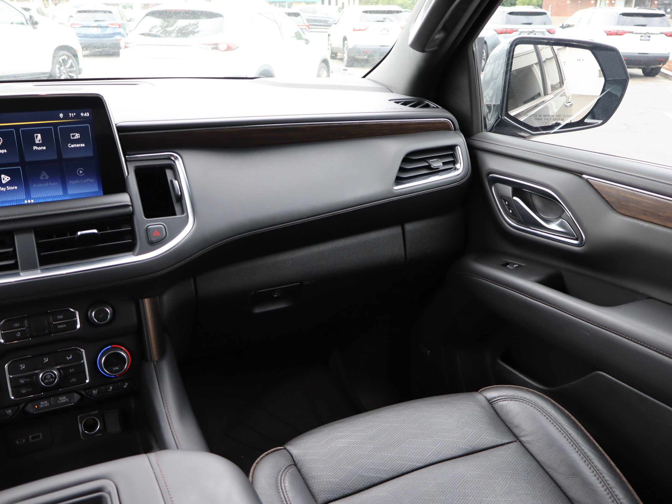 Used 2022 Chevrolet Tahoe High Country w/ Max Trailering Package AWD/4WD image 15