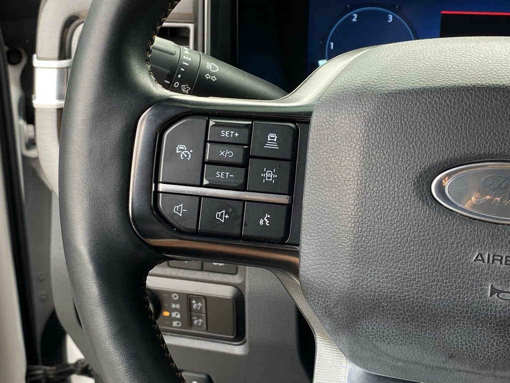 Used 2024 Ford F250 Platinum image 12