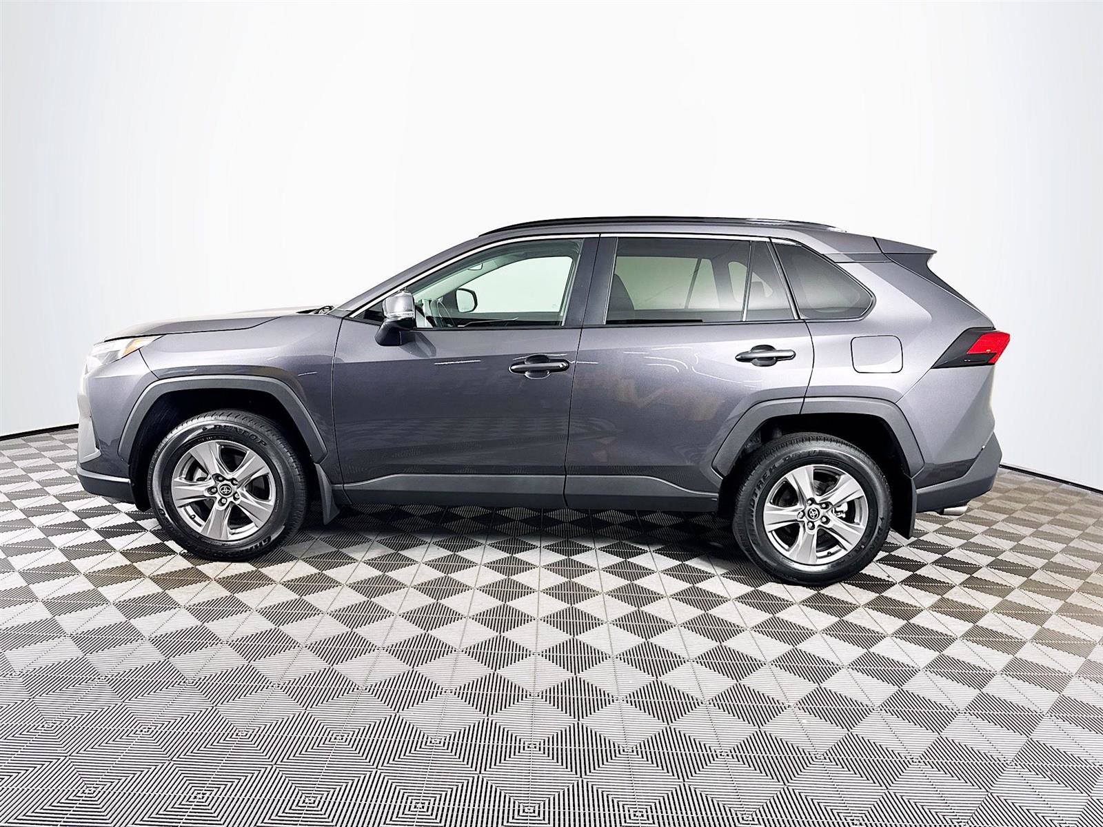 Used 2024 Toyota RAV4 XLE image 9