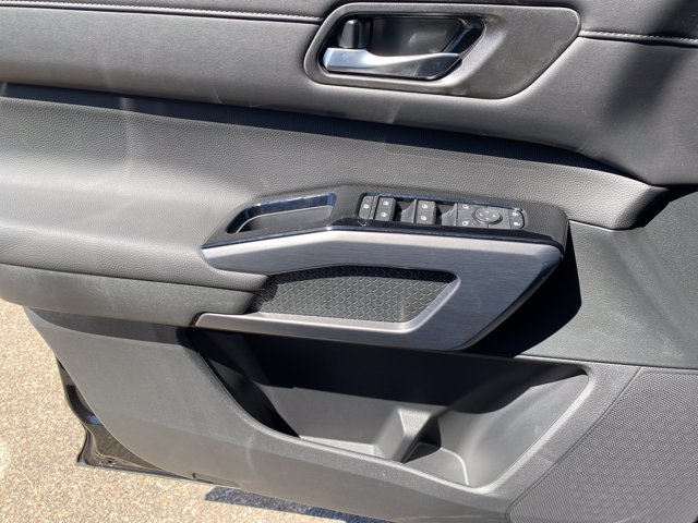 New 2026 Nissan Pathfinder SL AWD/4WD image 17
