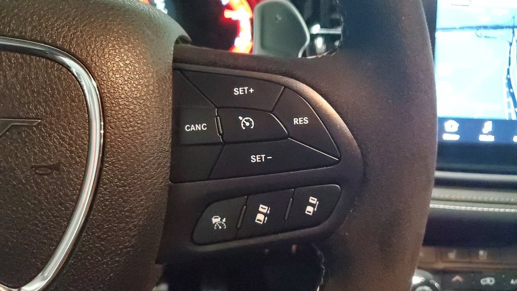 Used 2025 Dodge Durango SRT Hellcat AWD/4WD image 35