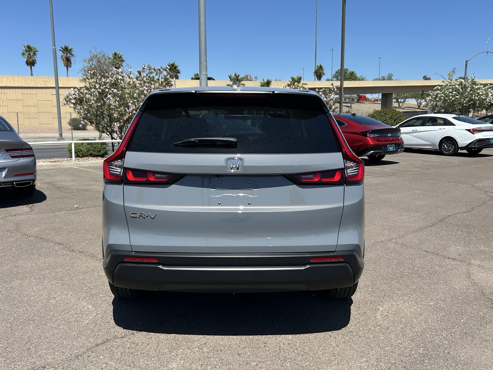 Used 2025 Honda CR-V EX image 4