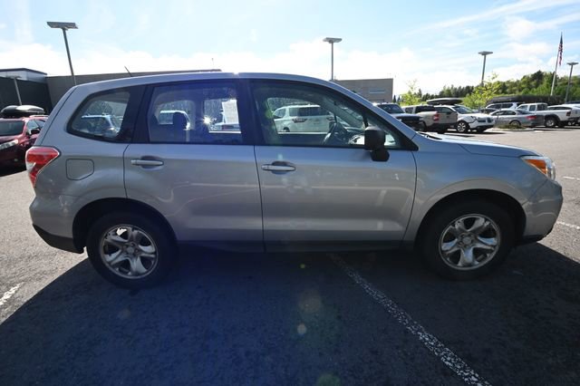 Used 2015 Subaru Forester 2.5i AWD/4WD image 6
