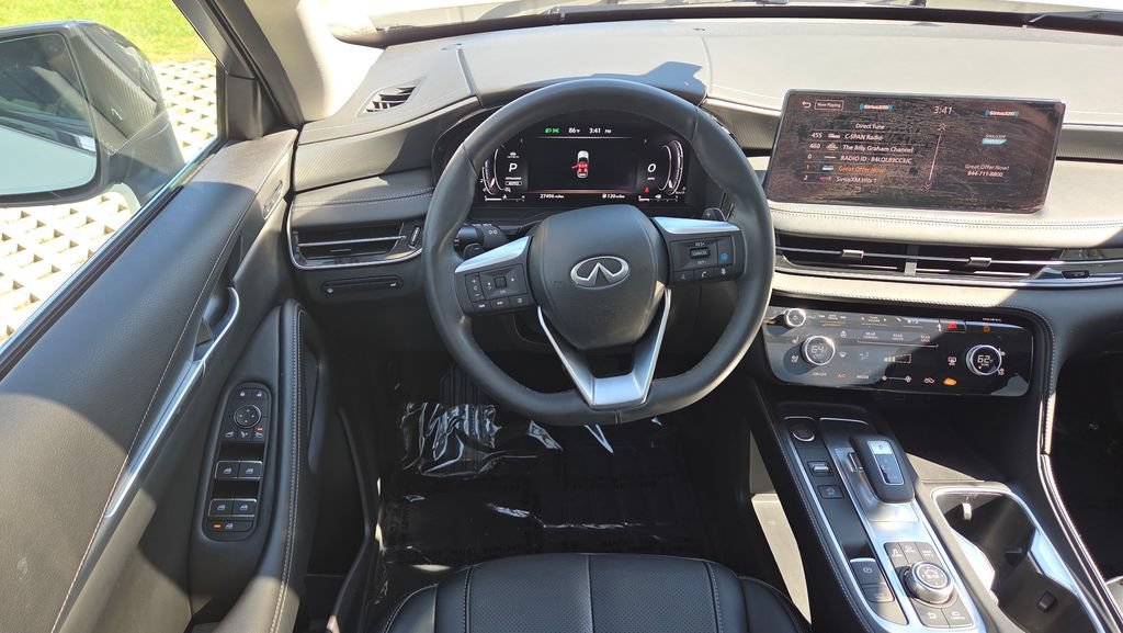 Used 2023 INFINITI QX60 Luxe w/ Cargo Package AWD/4WD image 18