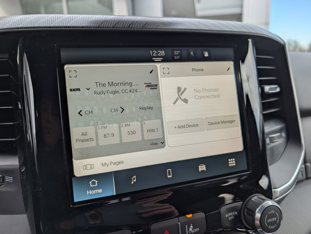 New 2026 RAM 1500 4x4 Crew Cab image 21