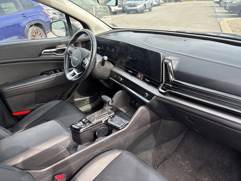Used 2023 Kia Sportage EX image 8