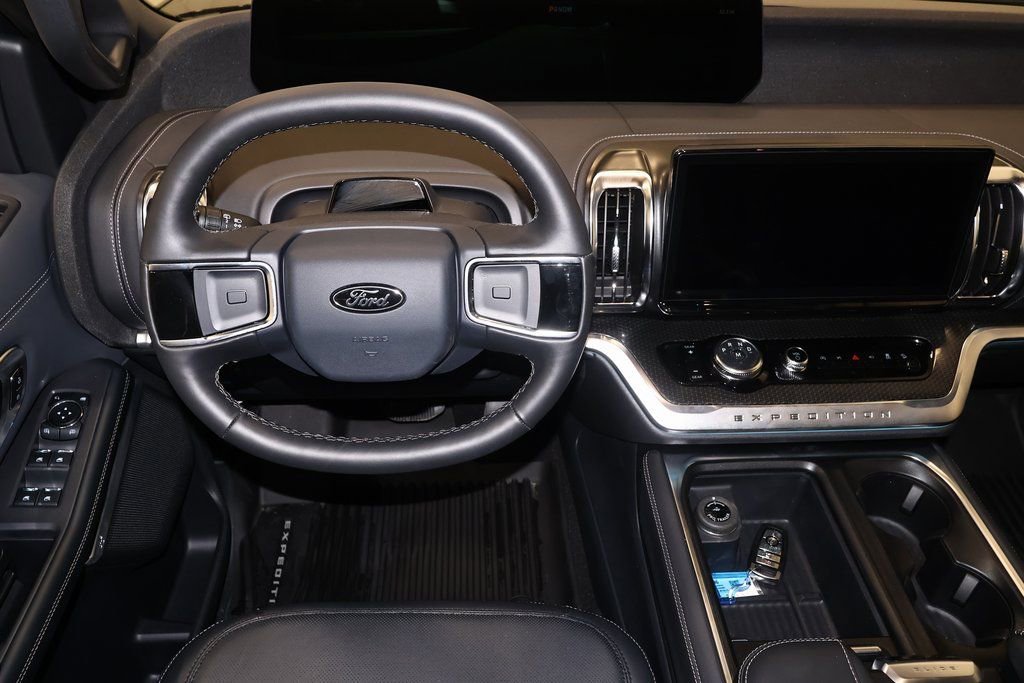 New 2026 Ford Expedition Platinum w/ Stealth Appearance Package image 22