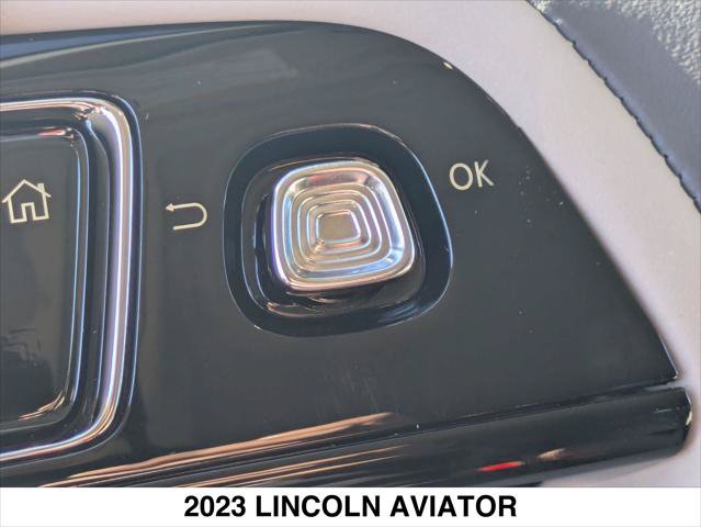 Used 2023 Lincoln Aviator Reserve w/ Equipment Group 201A AWD/4WD image 15