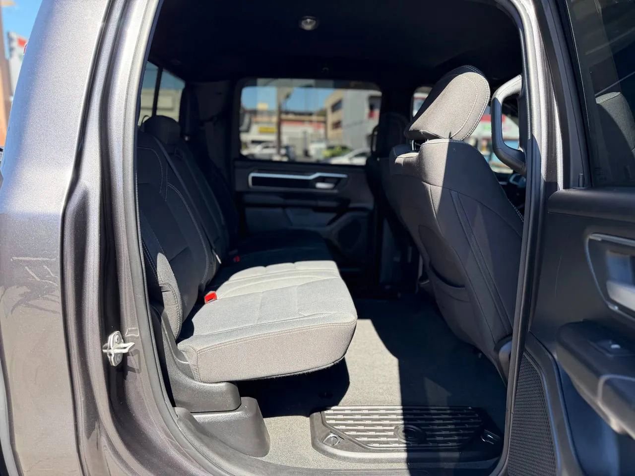 Used 2024 RAM 1500 Big Horn image 32