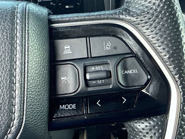 Used 2024 Toyota Sequoia Platinum AWD/4WD image 25