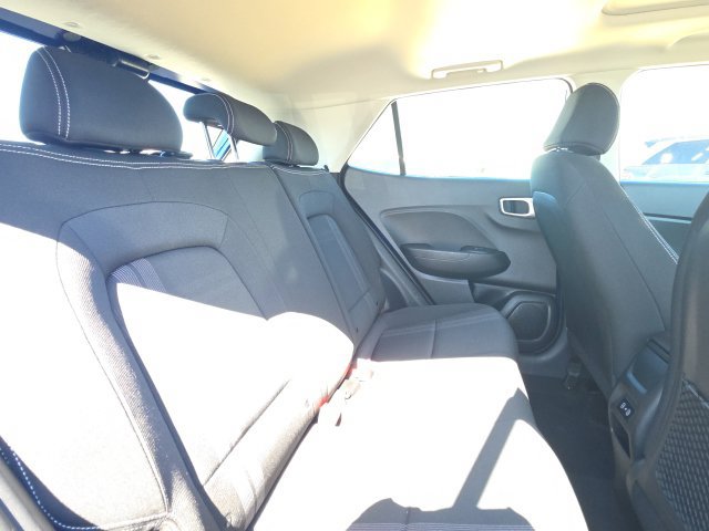 Certified 2024 Hyundai Venue SEL FWD image 8