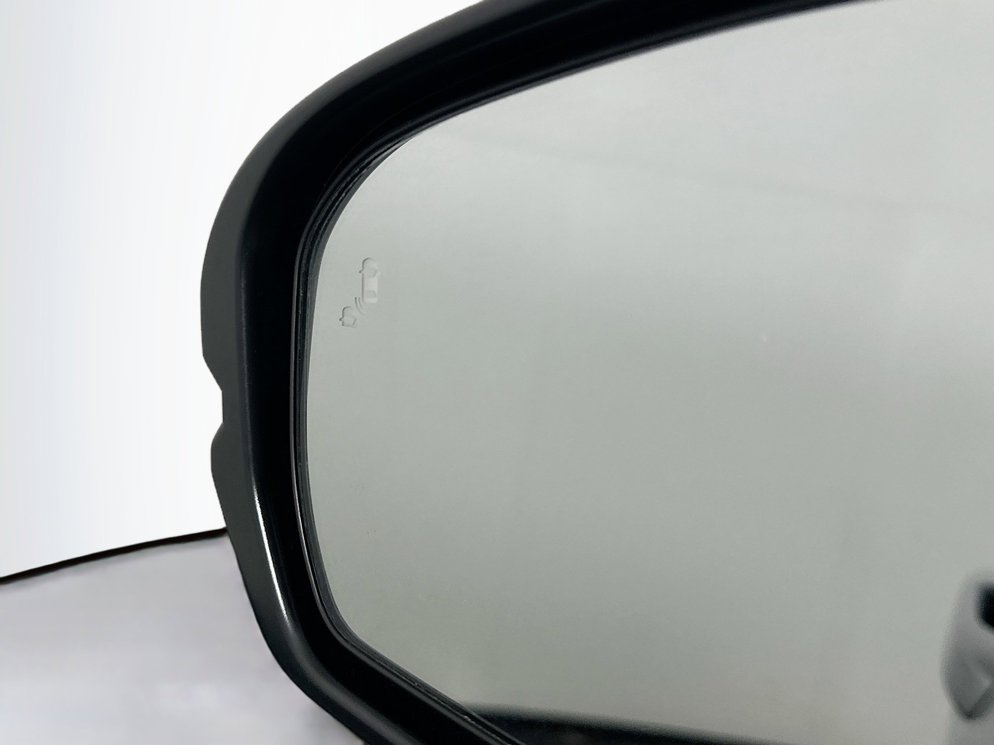 Used 2025 Honda CR-V EX-L image 16