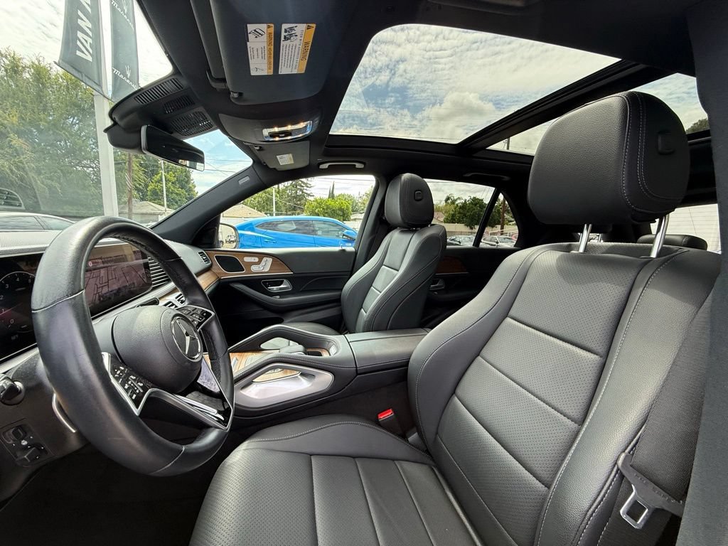 Used 2025 Mercedes-Benz GLE 350 4MATIC image 5