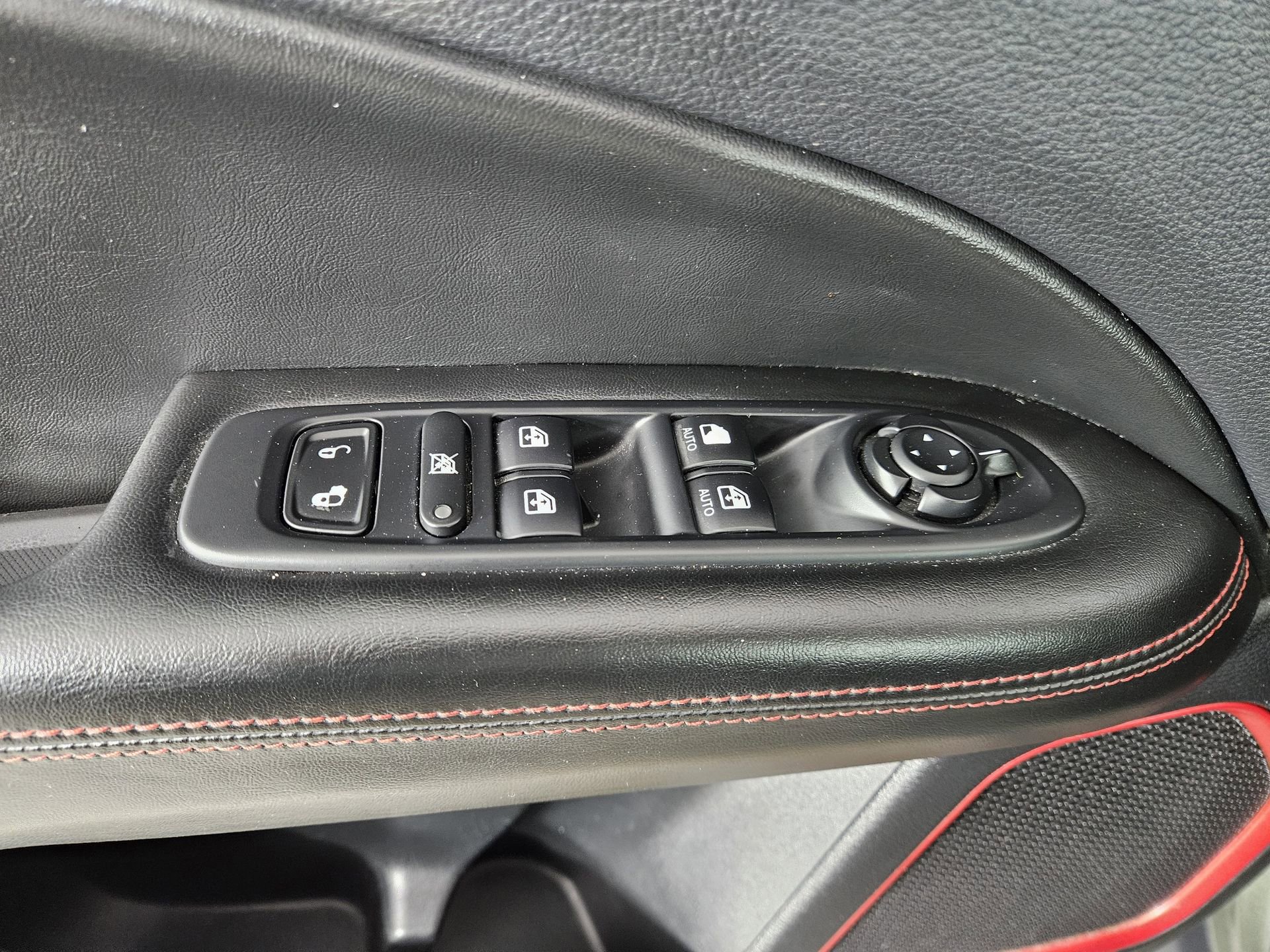 Used 2019 Jeep Compass Trailhawk w/ Cold Weather Group image 21