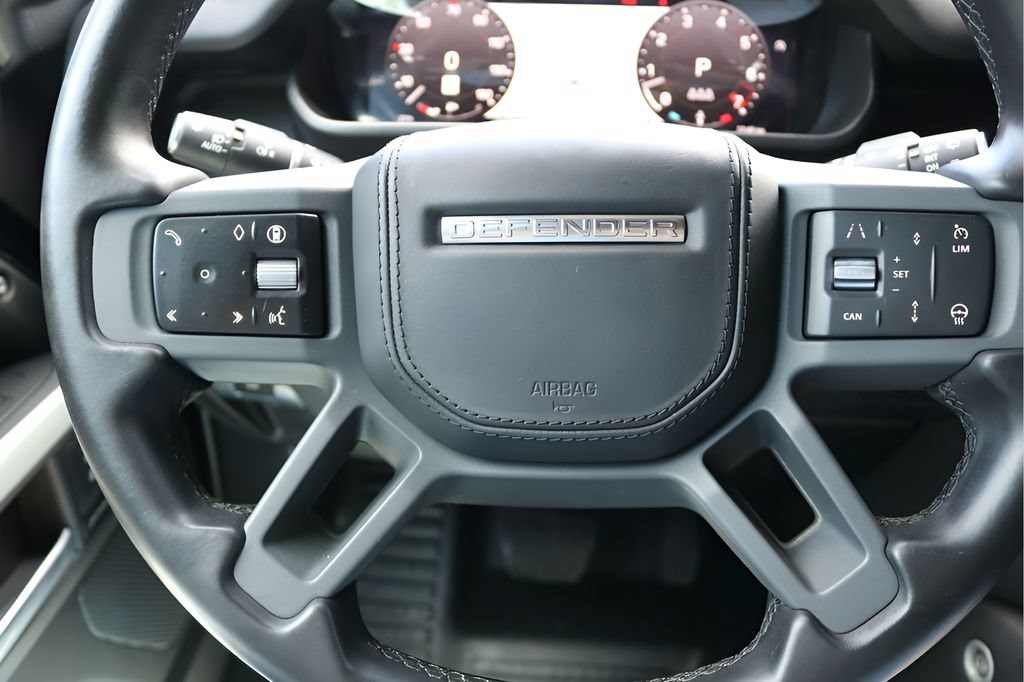 Used 2024 Land Rover Defender 110 X-Dynamic SE AWD/4WD image 20