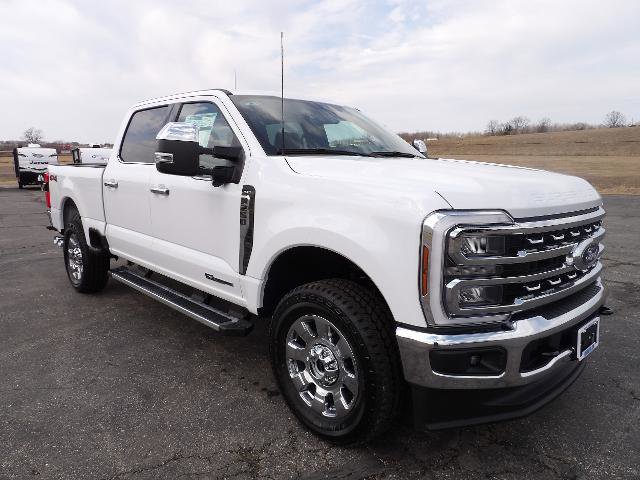 New 2025 Ford F250 Lariat w/ Chrome Package image 26
