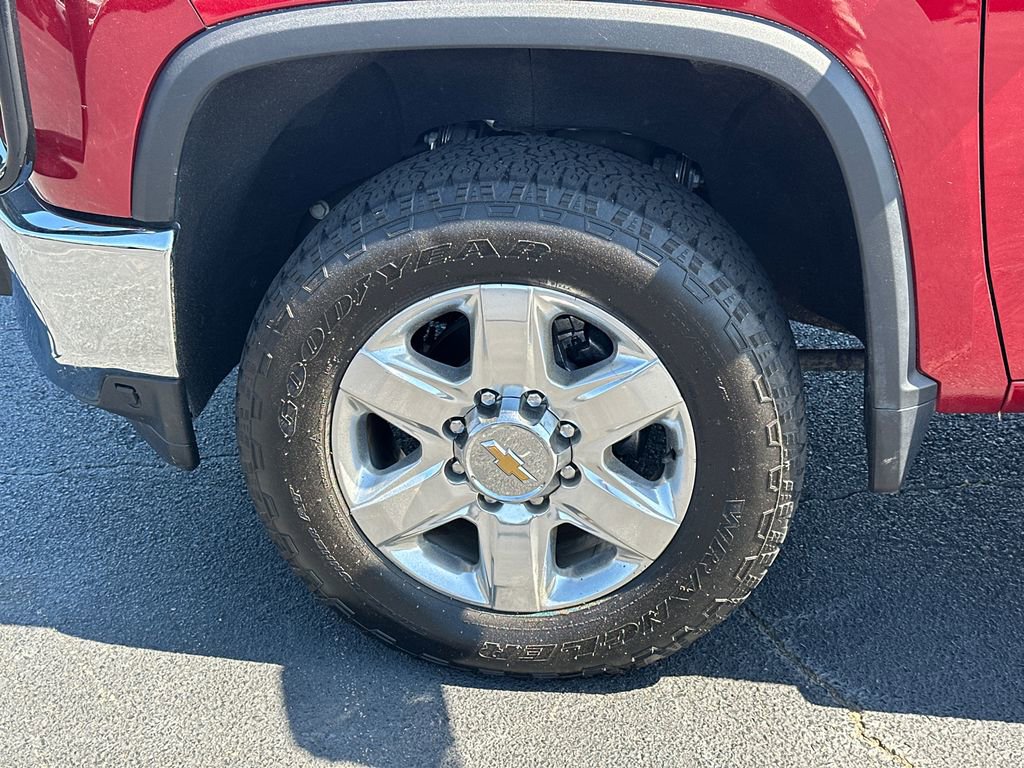 Used 2023 Chevrolet Silverado 2500 LTZ AWD/4WD image 11