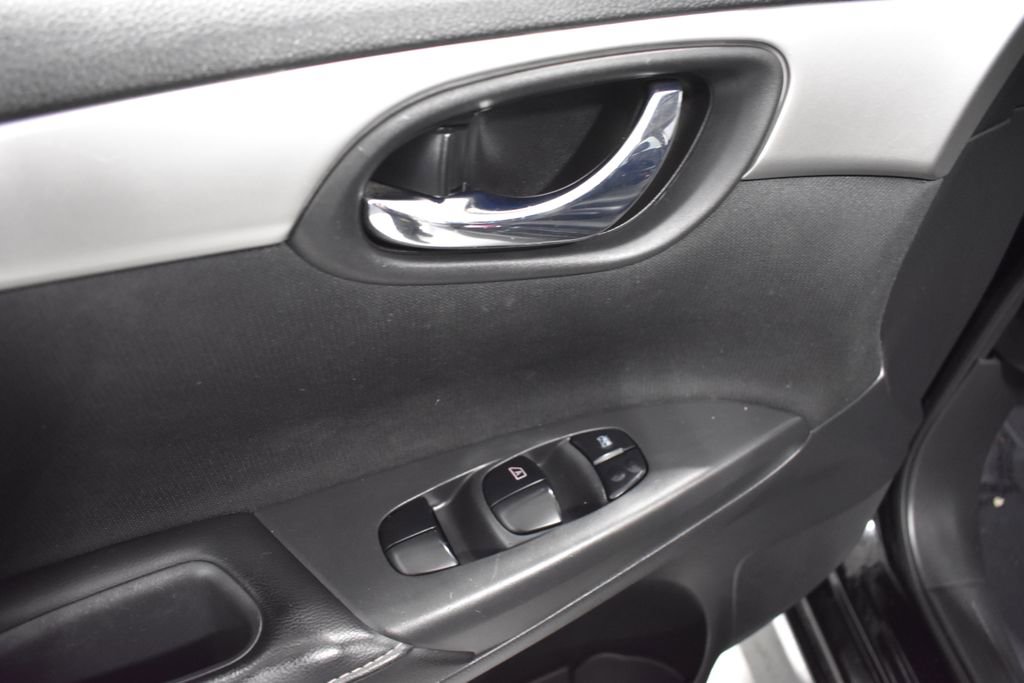 Used 2019 Nissan Sentra S w/ Appearance Package image 15