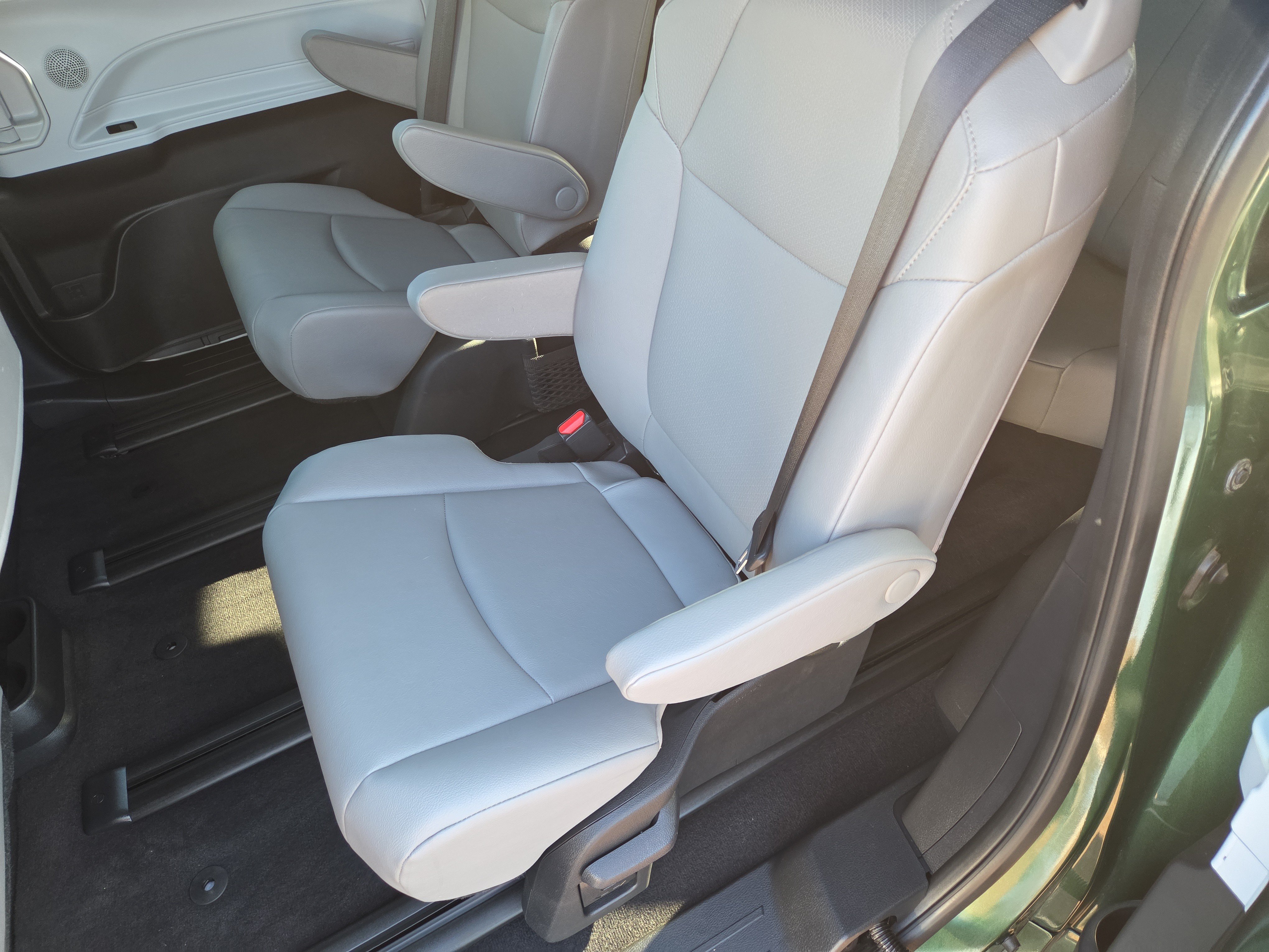 Certified 2026 Toyota Sienna XLE AWD/4WD image 19