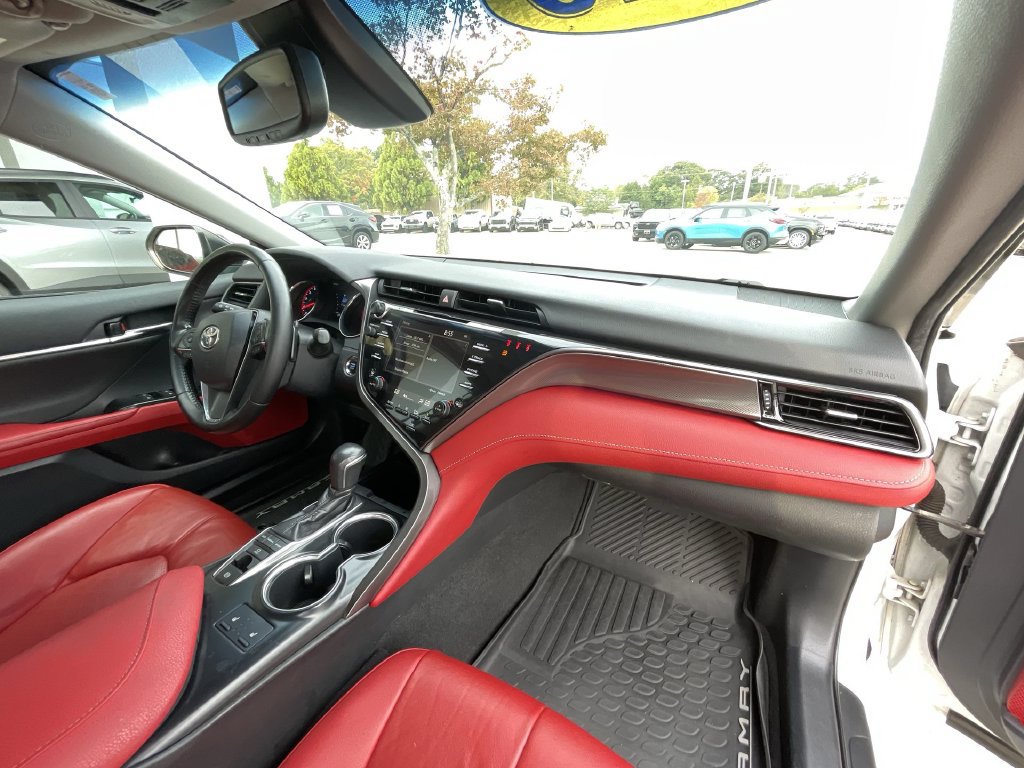 Used 2019 Toyota Camry XSE FWD image 29