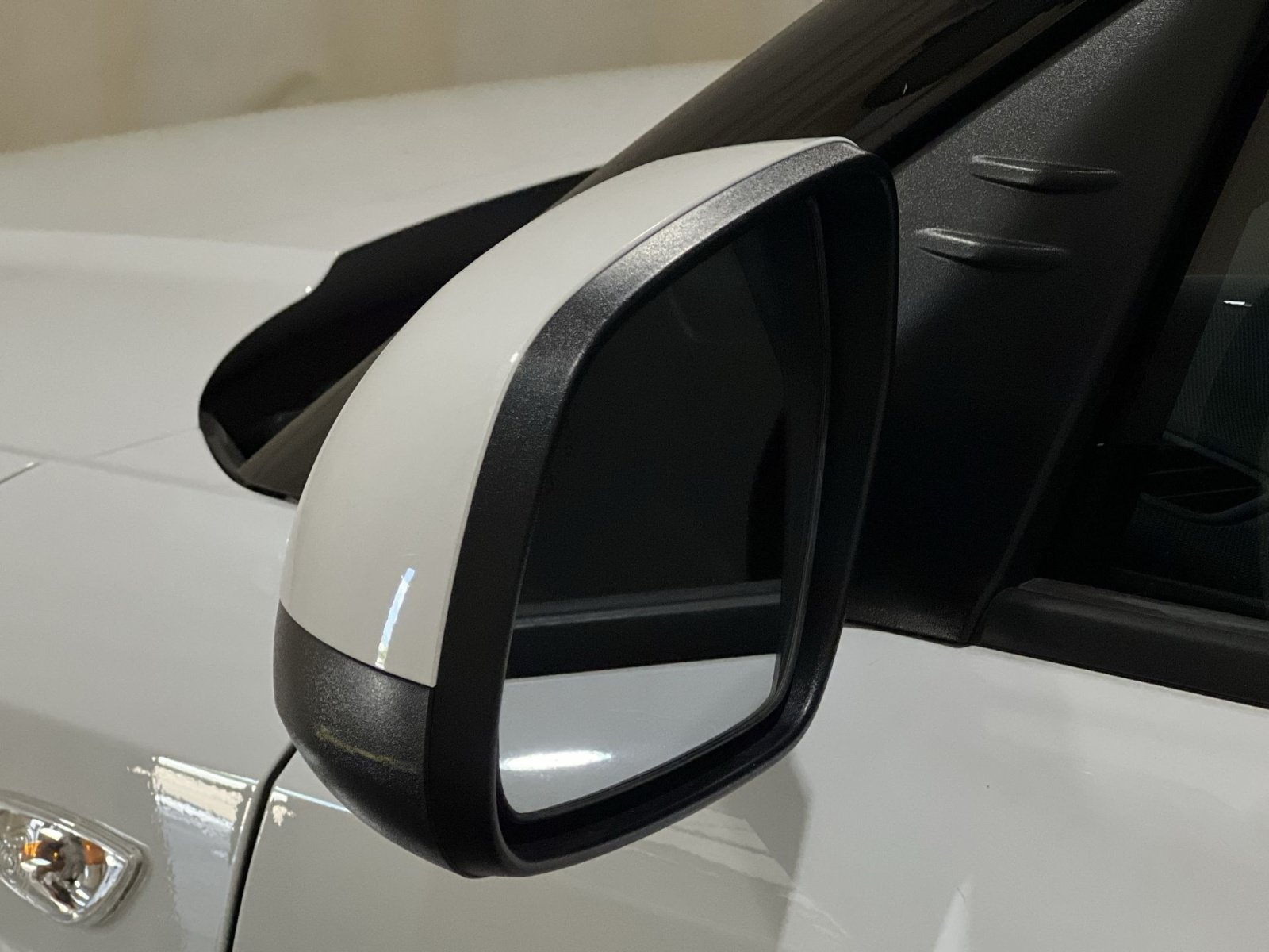Used 2022 Hyundai Venue SEL FWD image 23