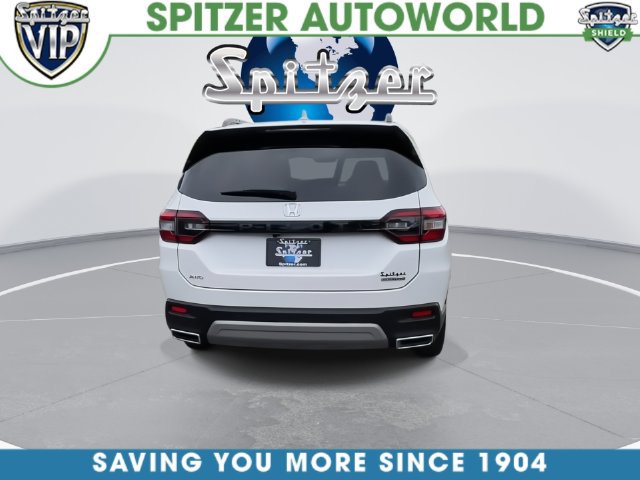 Used 2025 Honda Pilot Touring image 8