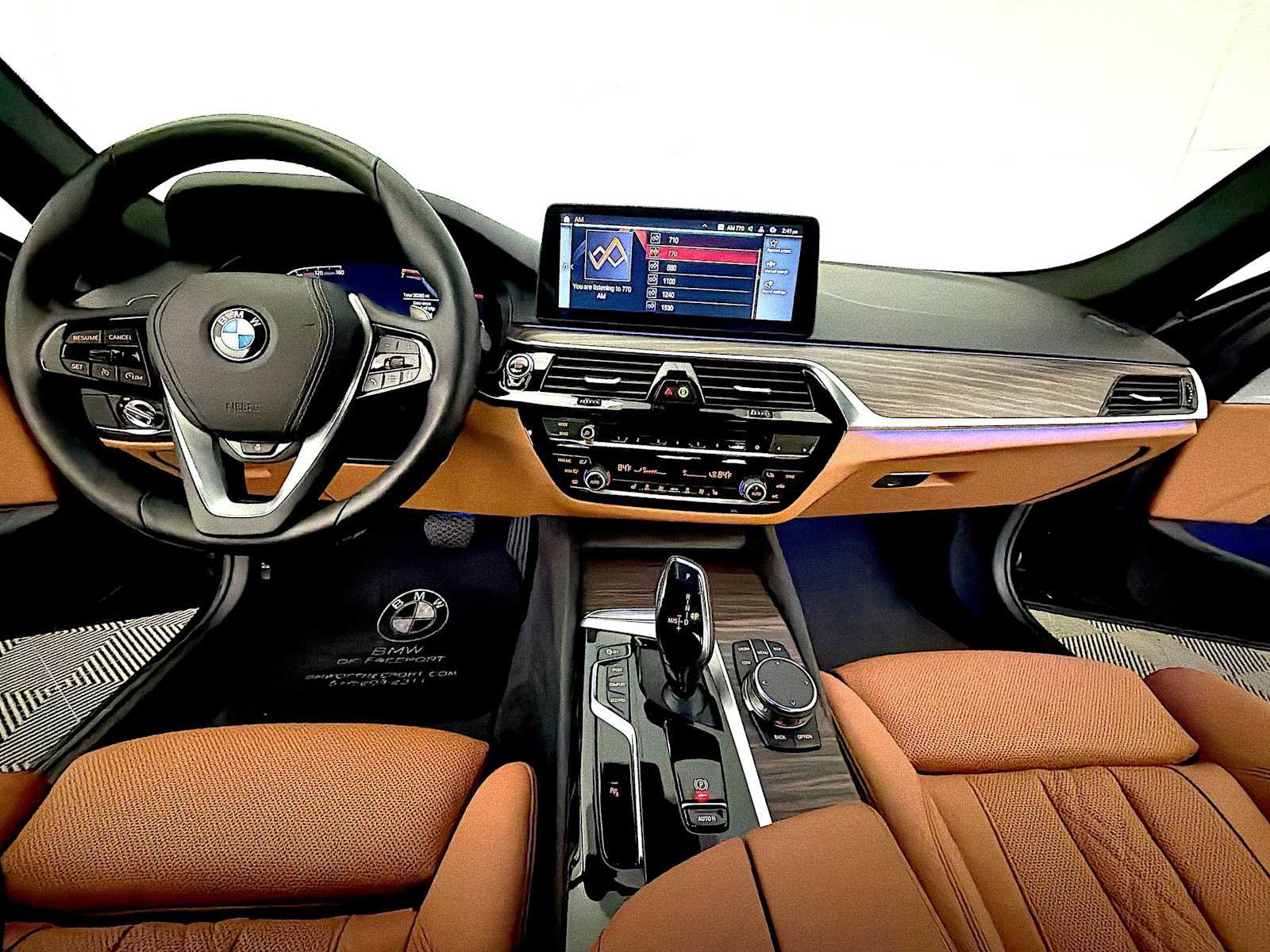 Certified 2023 BMW 530i xDrive w/ Convenience Package image 14