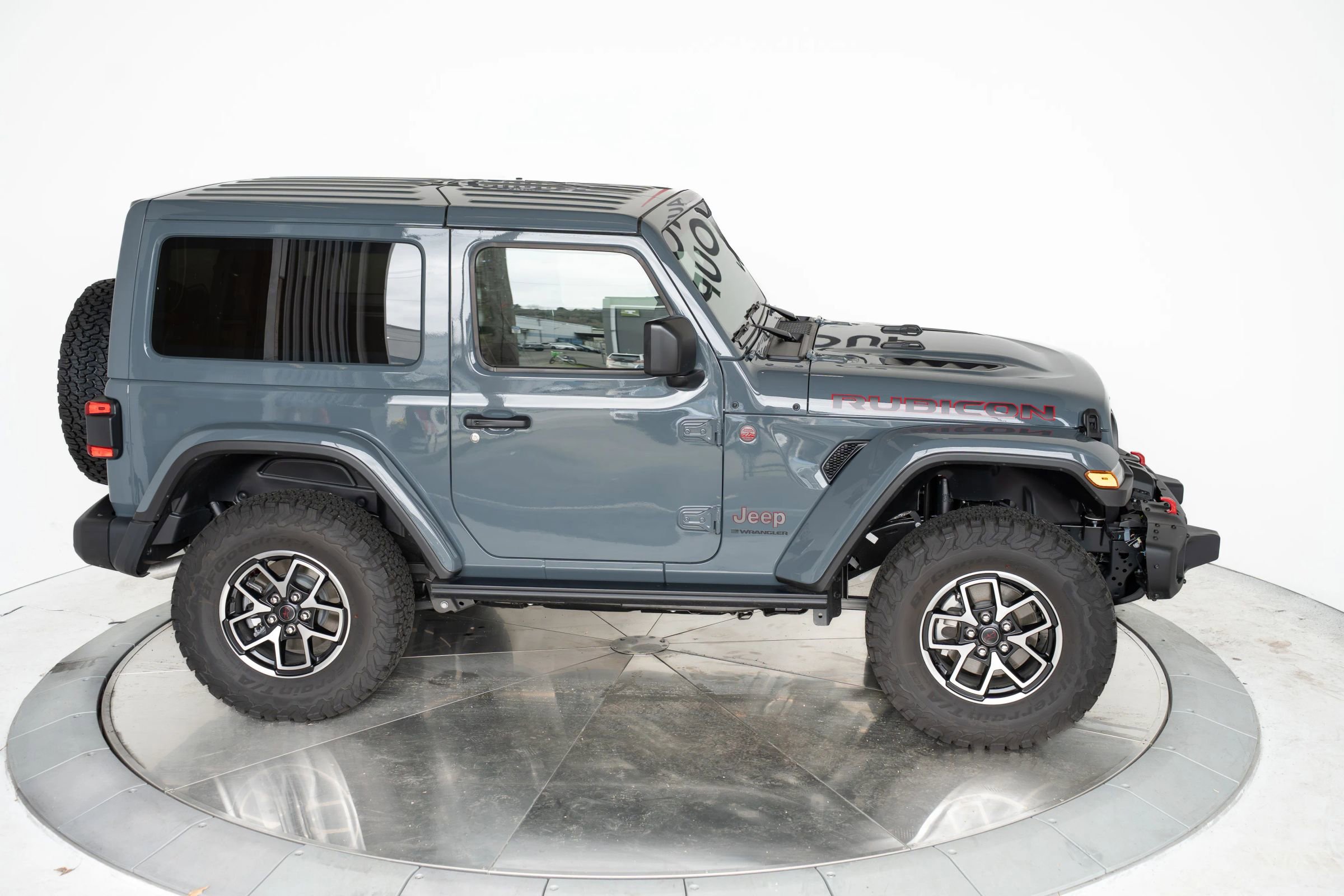Used 2024 Jeep Wrangler Rubicon image 18