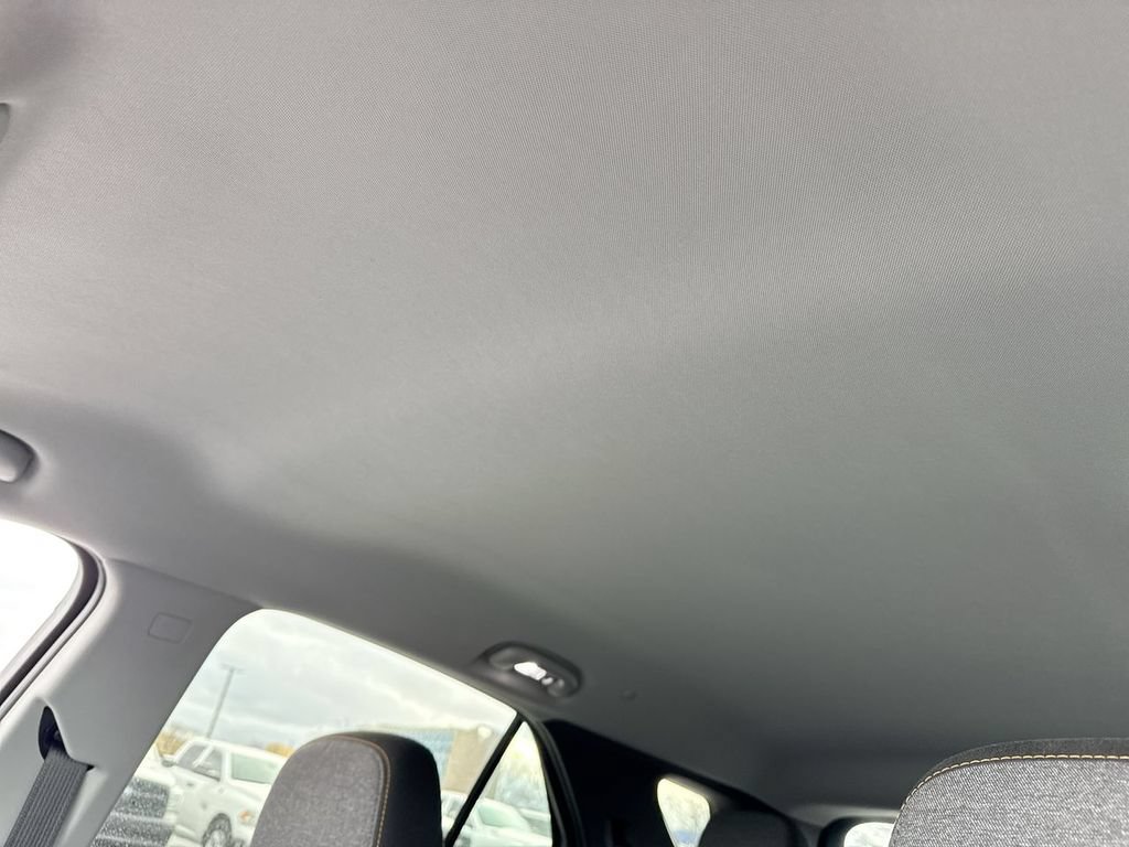 Used 2024 Chevrolet Equinox LT w/ LPO, Floor Liner Package FWD image 22