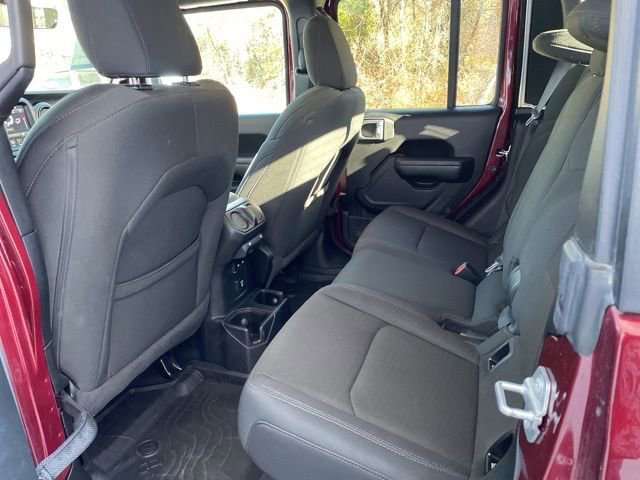 Used 2021 Jeep Gladiator Willys image 11