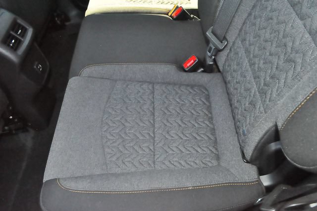 Used 2024 Chevrolet Equinox LT w/ LPO, Floor Liner Package FWD image 15